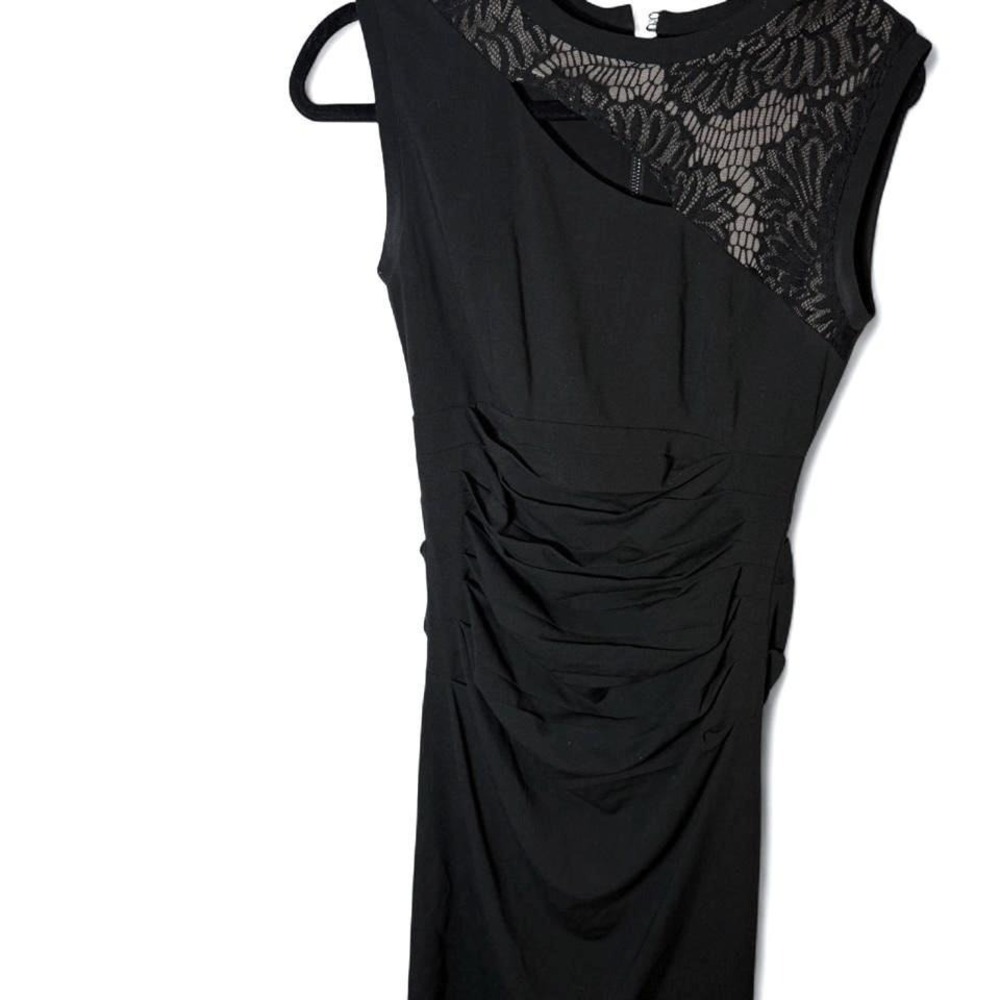 BCBGMAXAZRIA Black Lace Cutout Ruched Sheath Cocktail Dress Size 4